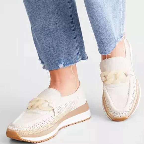 NEW DOLCE VITA Leather Jadah Slip On Sneakers Ivory for women 254 3T7 - Picture 3 of 14